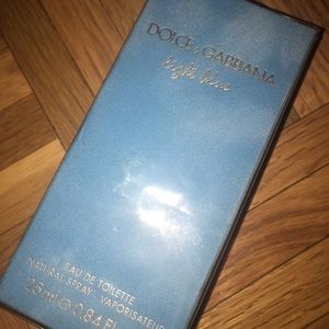 Dolce & Gabbana Light Blue perfume.